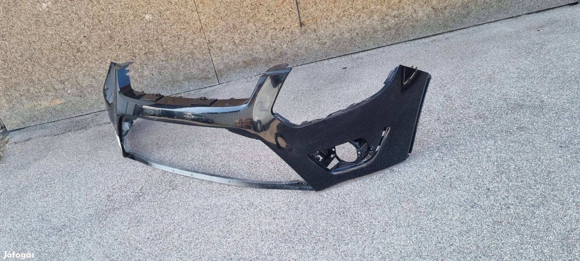 Ford Kuga 2008- Első lökhárító