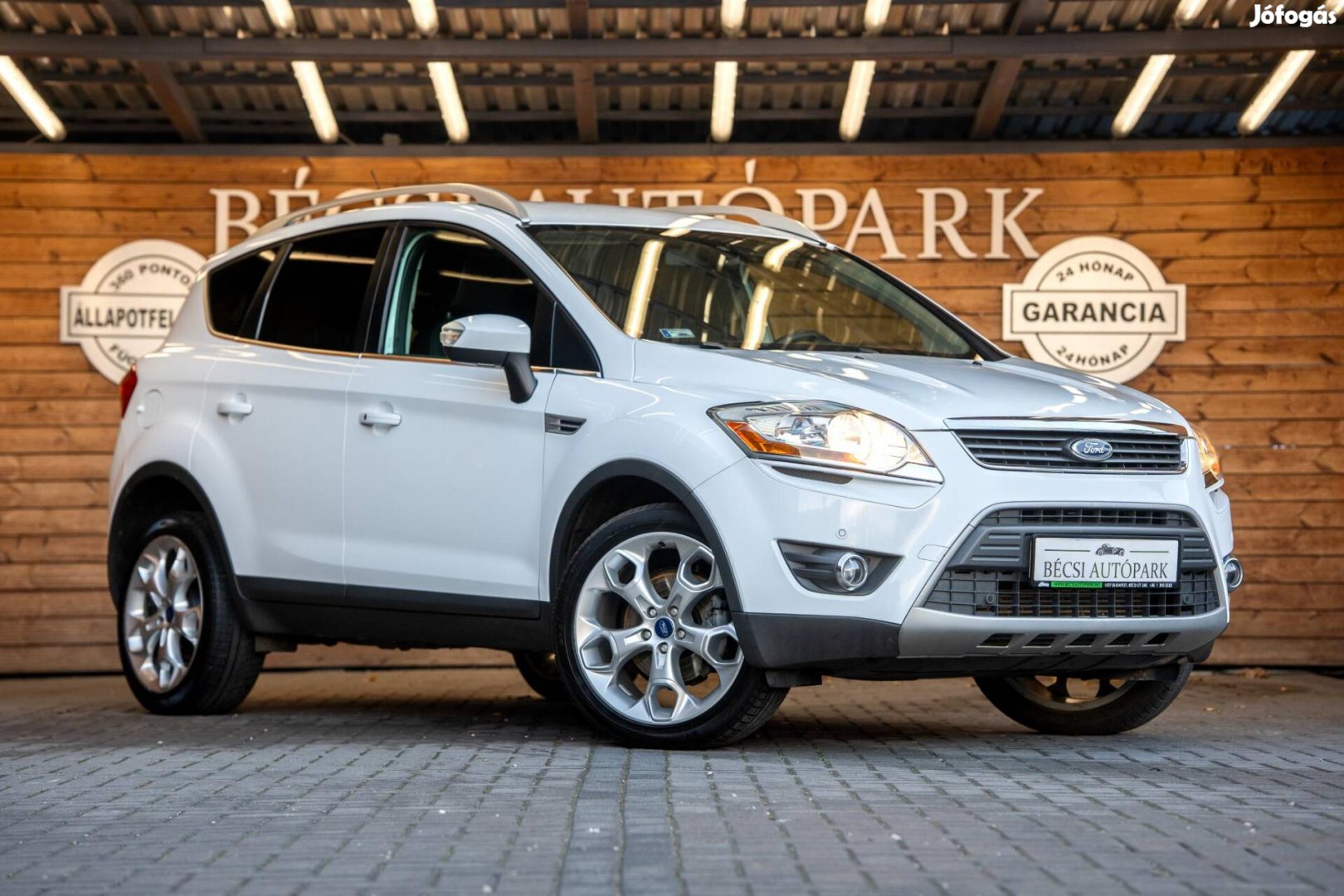 Ford Kuga 2.5T Titanium 4WD (Automata) 360 PONT...
