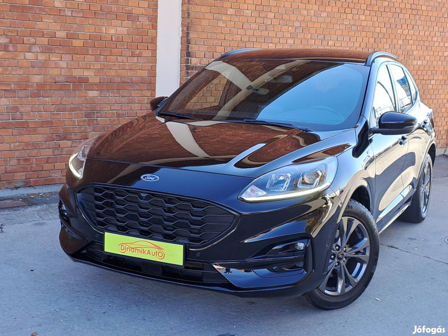 Ford Kuga 2.5 Fhev ST-Line CVT Távtartó-Állófűt...