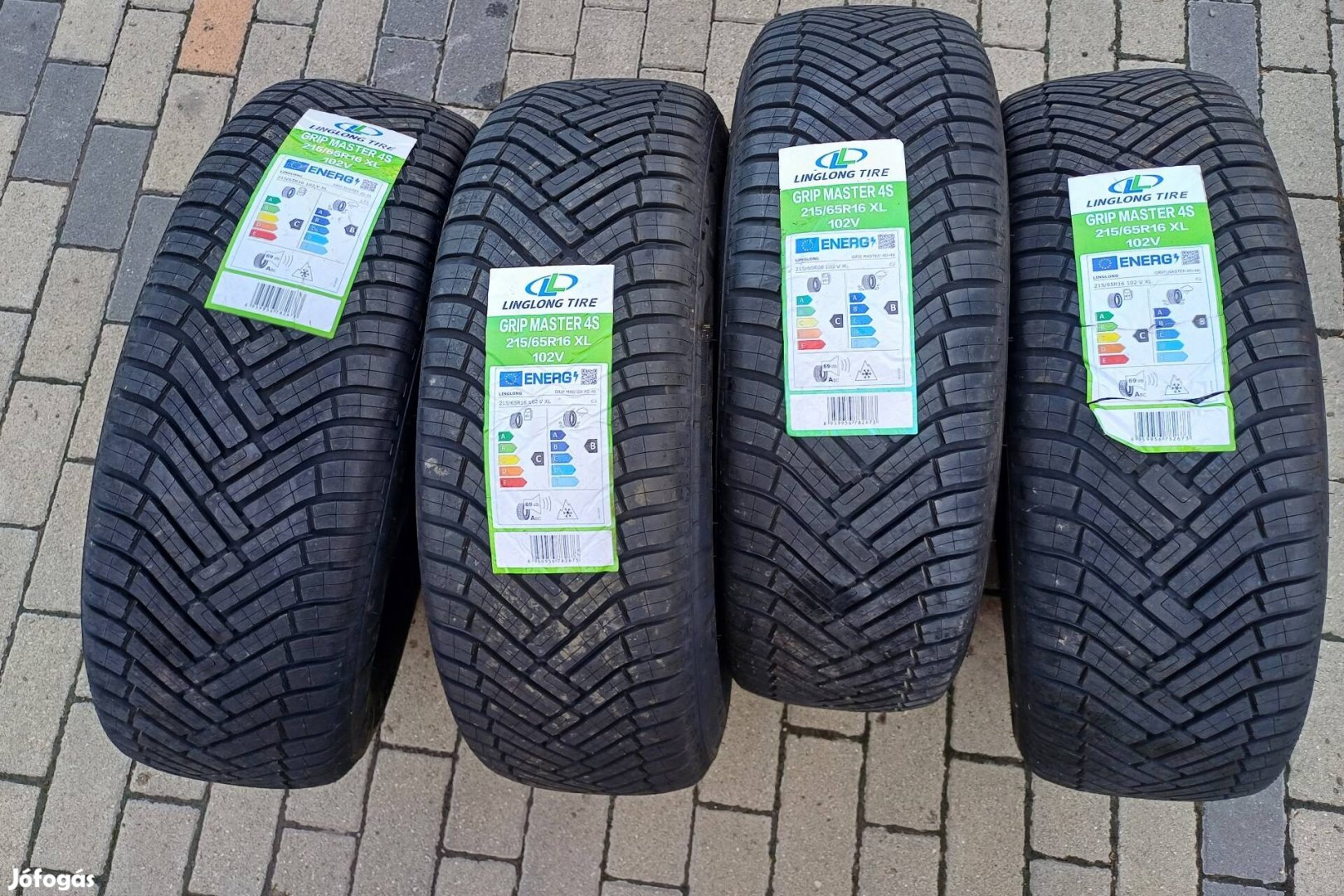 Ford Kuga Honda CR-V Hyundai Tucson Jeep Avenger Compass gumi