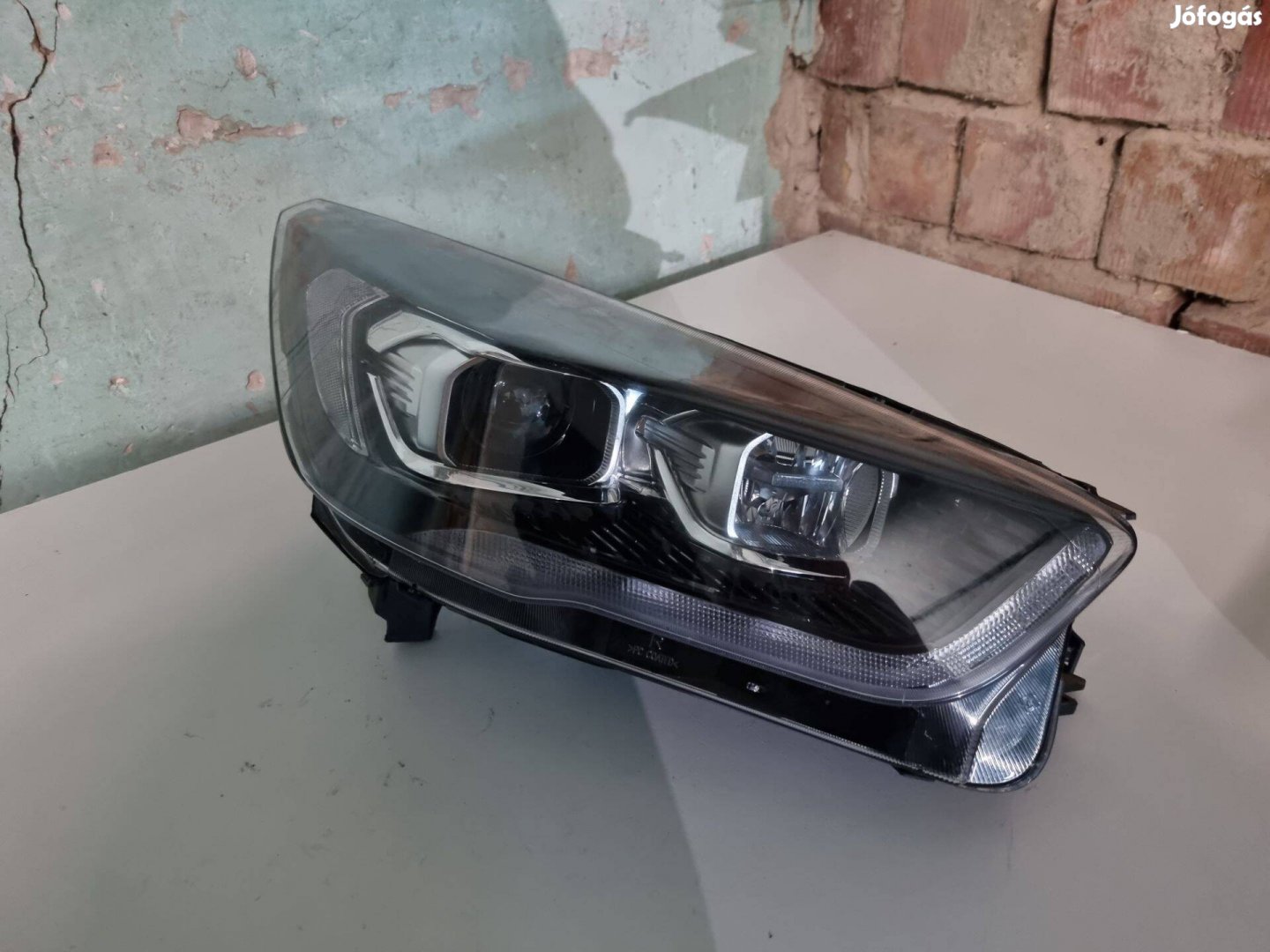 Ford Kuga Jobb első fényszóró GV41-13D154-EH