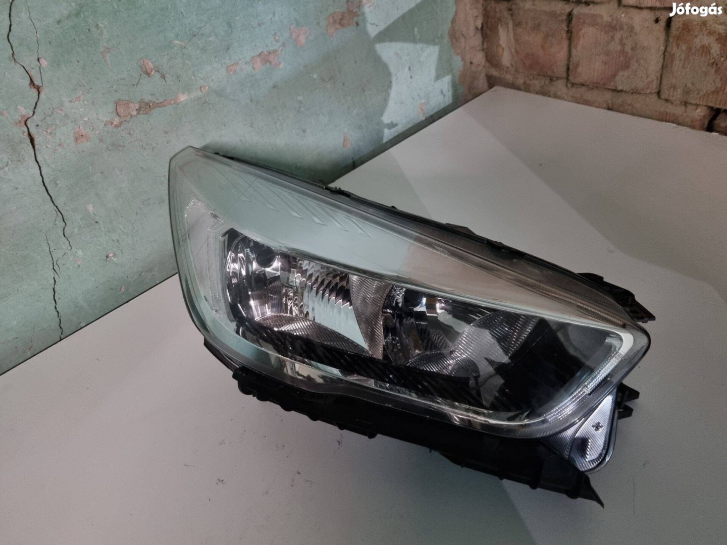 Ford Kuga Jobb első fényszóró GV41-13W029-AG
