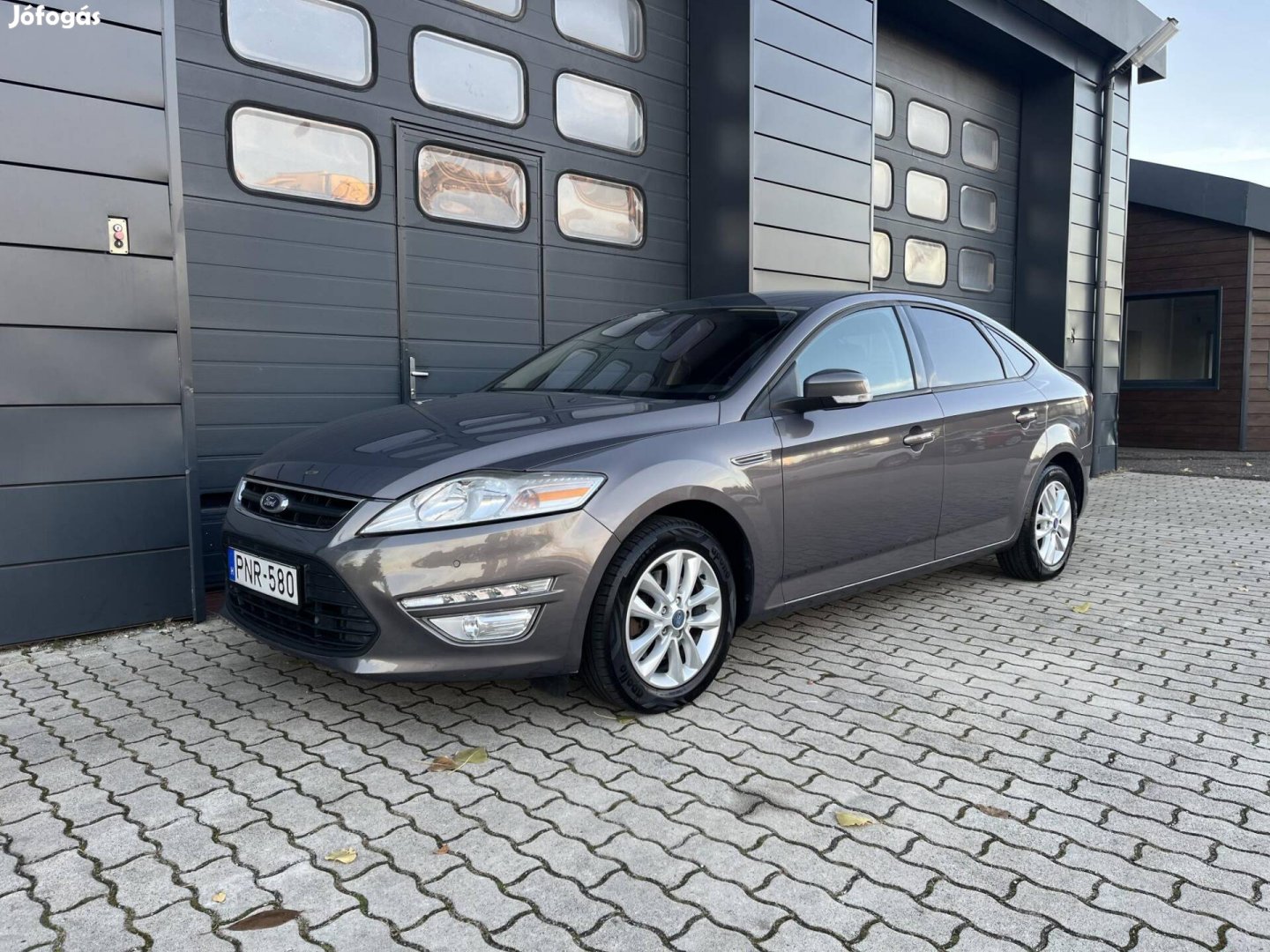 Ford Mondeo 1.6 TDCi Econetic Szervizelt / Navi...