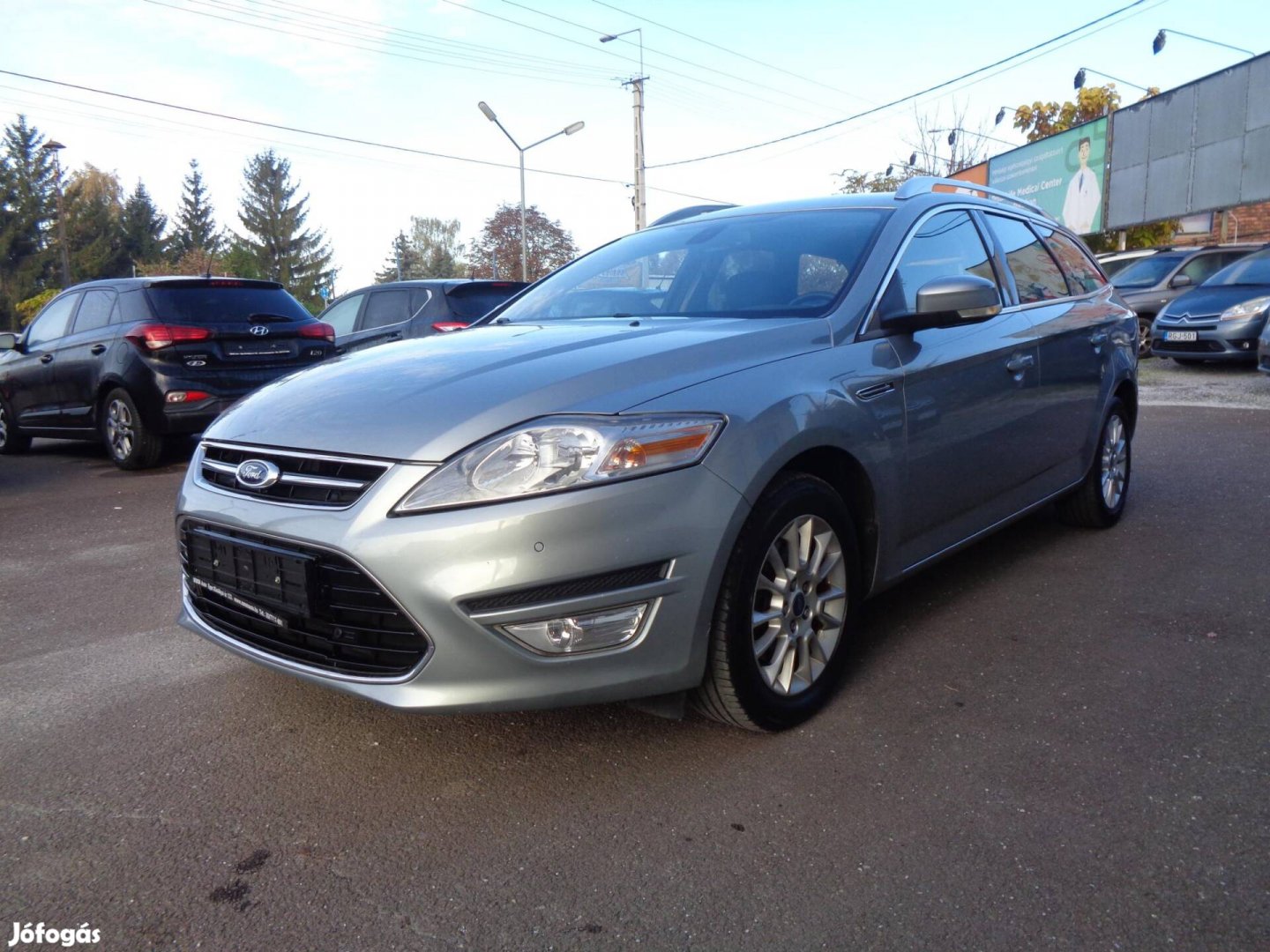 Ford Mondeo 1.6 TDCi Titanium 148ekm. szervízkönyv