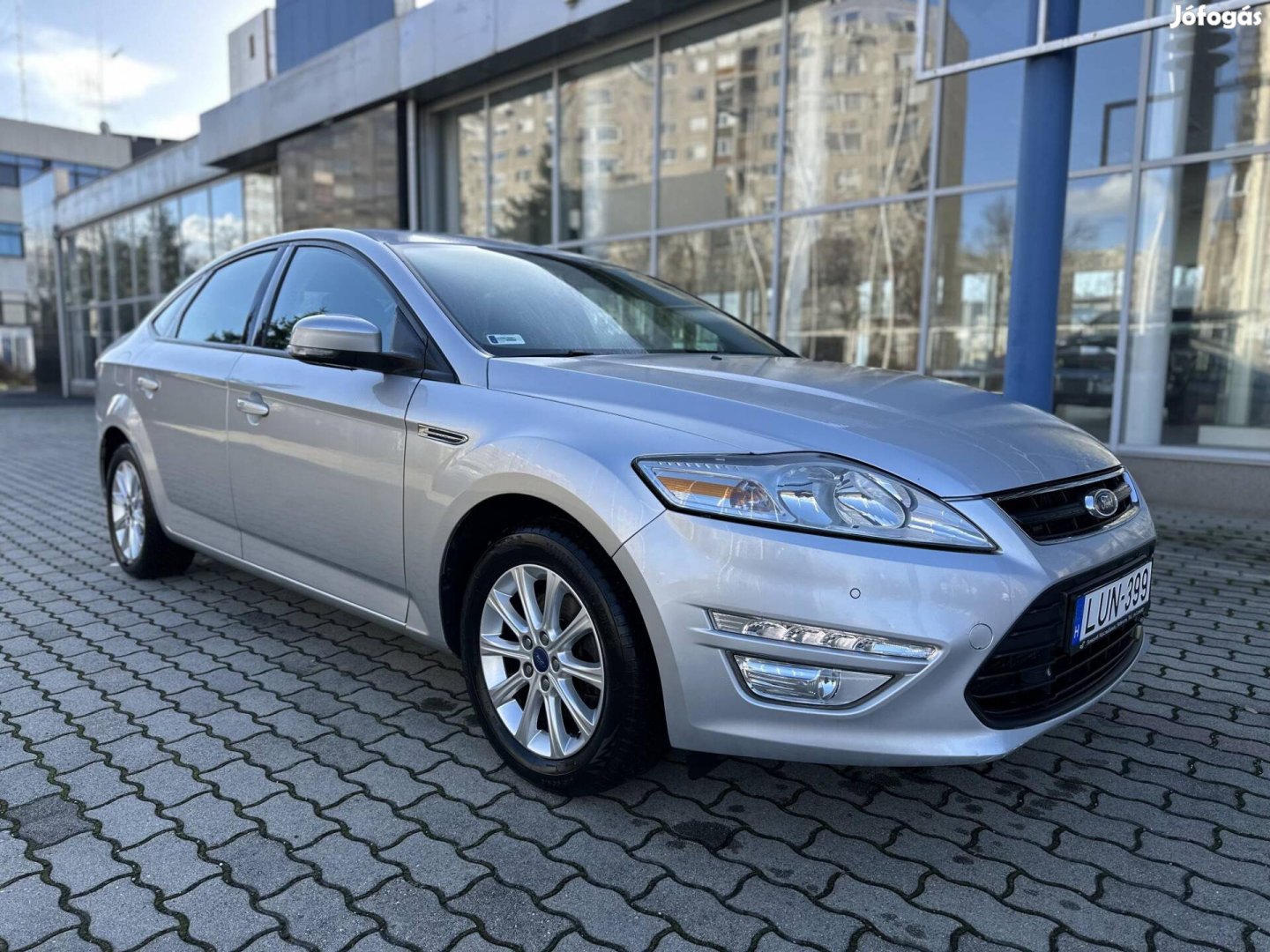 Ford Mondeo 1.8 TDCi Celebration Nem is kell tö...