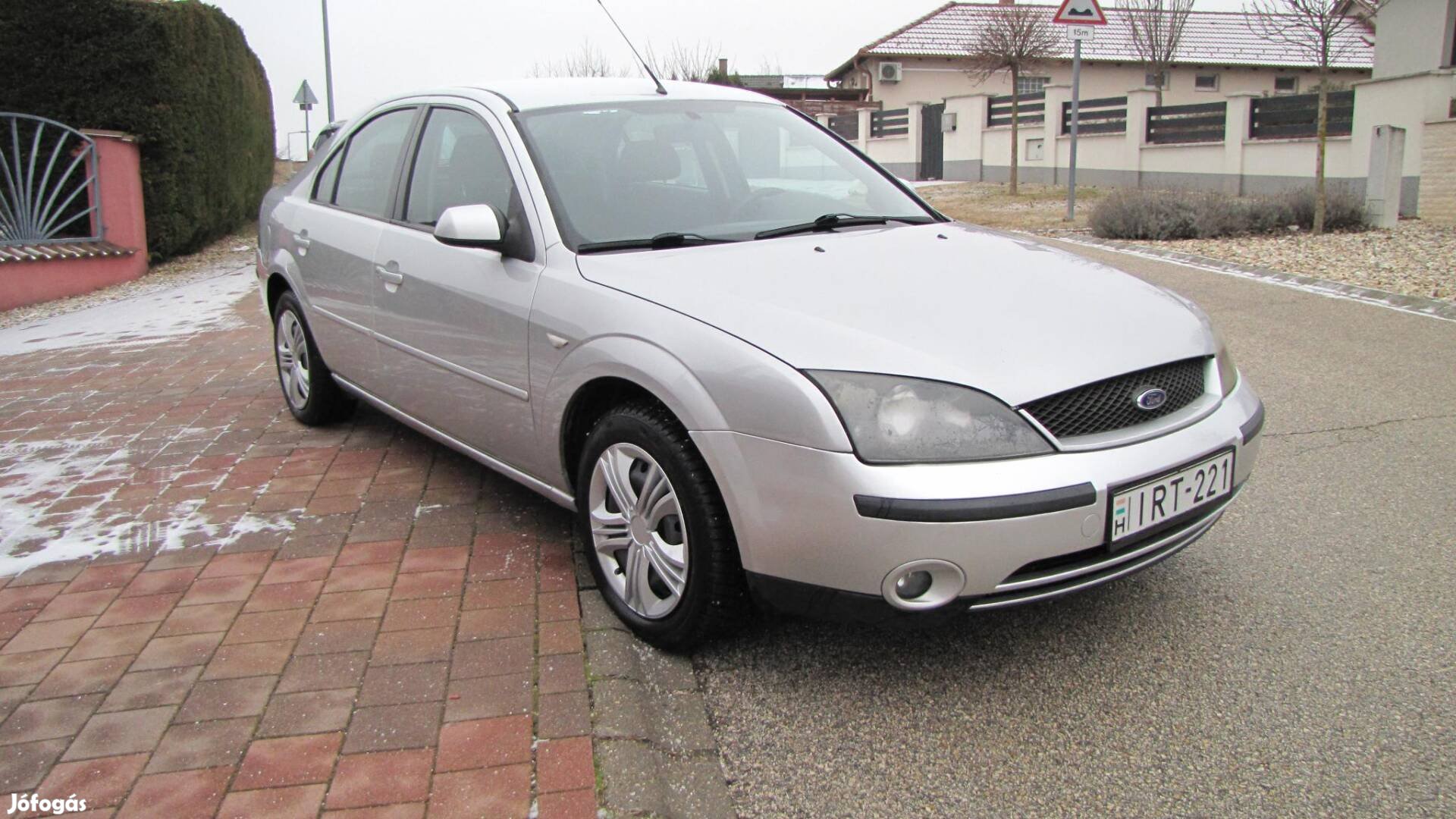 Ford Mondeo 1.8 Trend Rozsdamentes..Kitűnő álla...