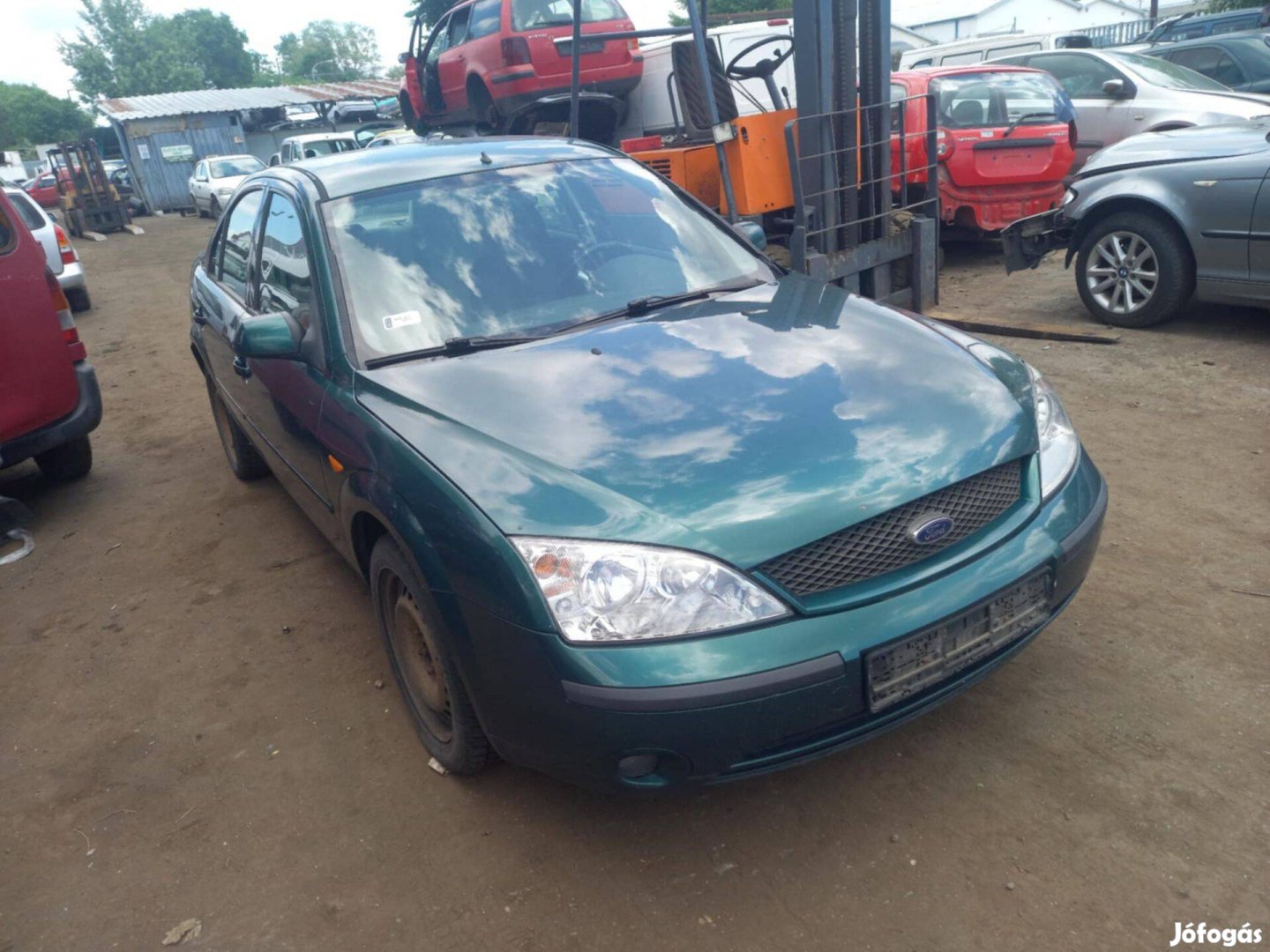 Ford Mondeo 1.8 -Chbby- bontott alkatrészek