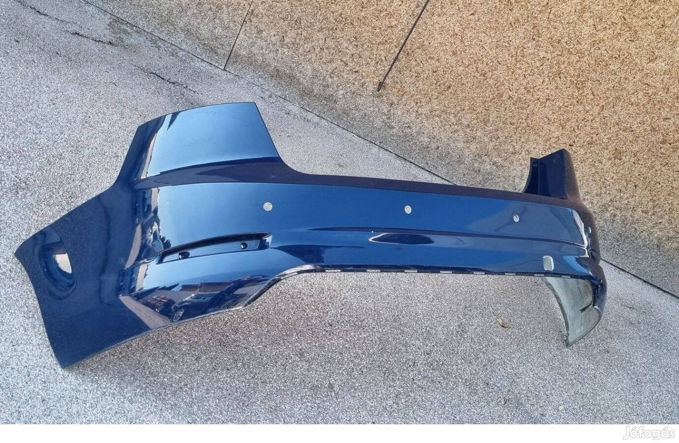 Ford Mondeo 2010- Sedan Hátsó lökhárító ( 4 radaros )