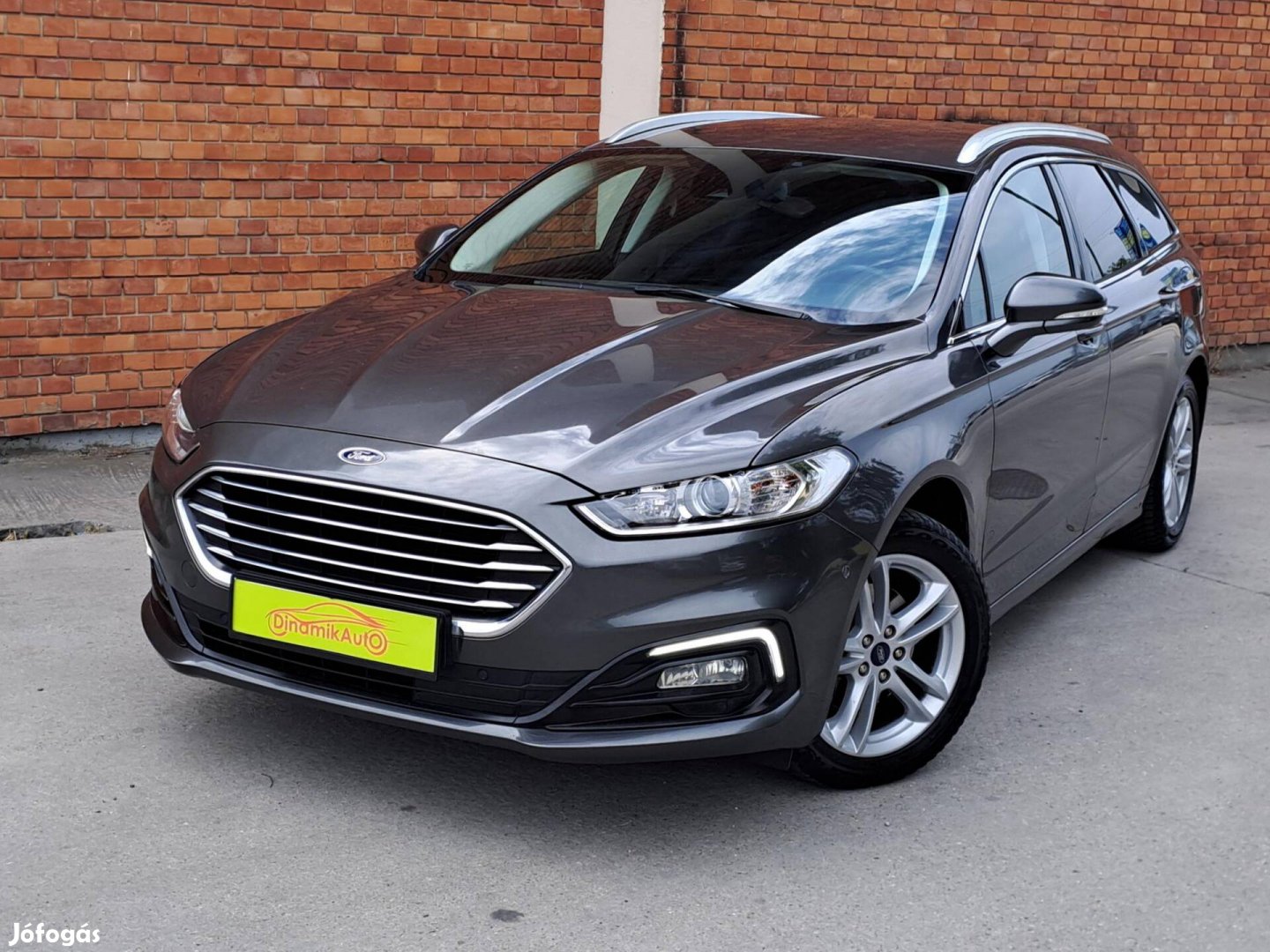 Ford Mondeo 2.0 Ecoblue Titanium Távtartó-Holtt...