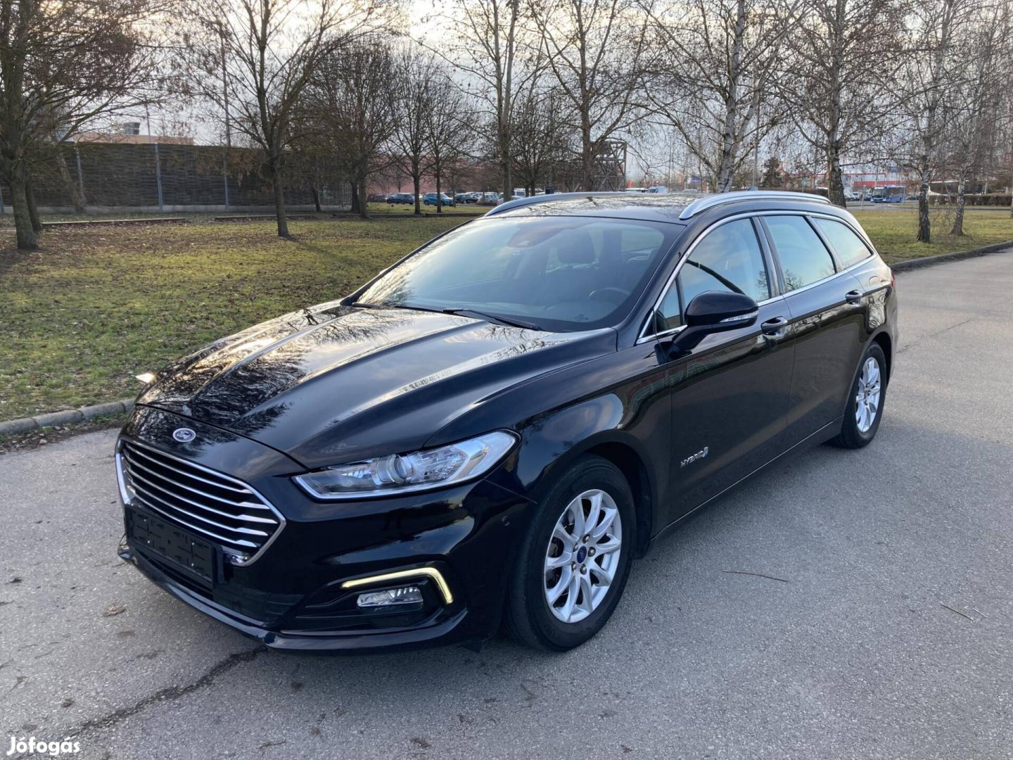 Ford Mondeo 2.0 Fhev Titanium ecvt SW+Áfás+Telj...