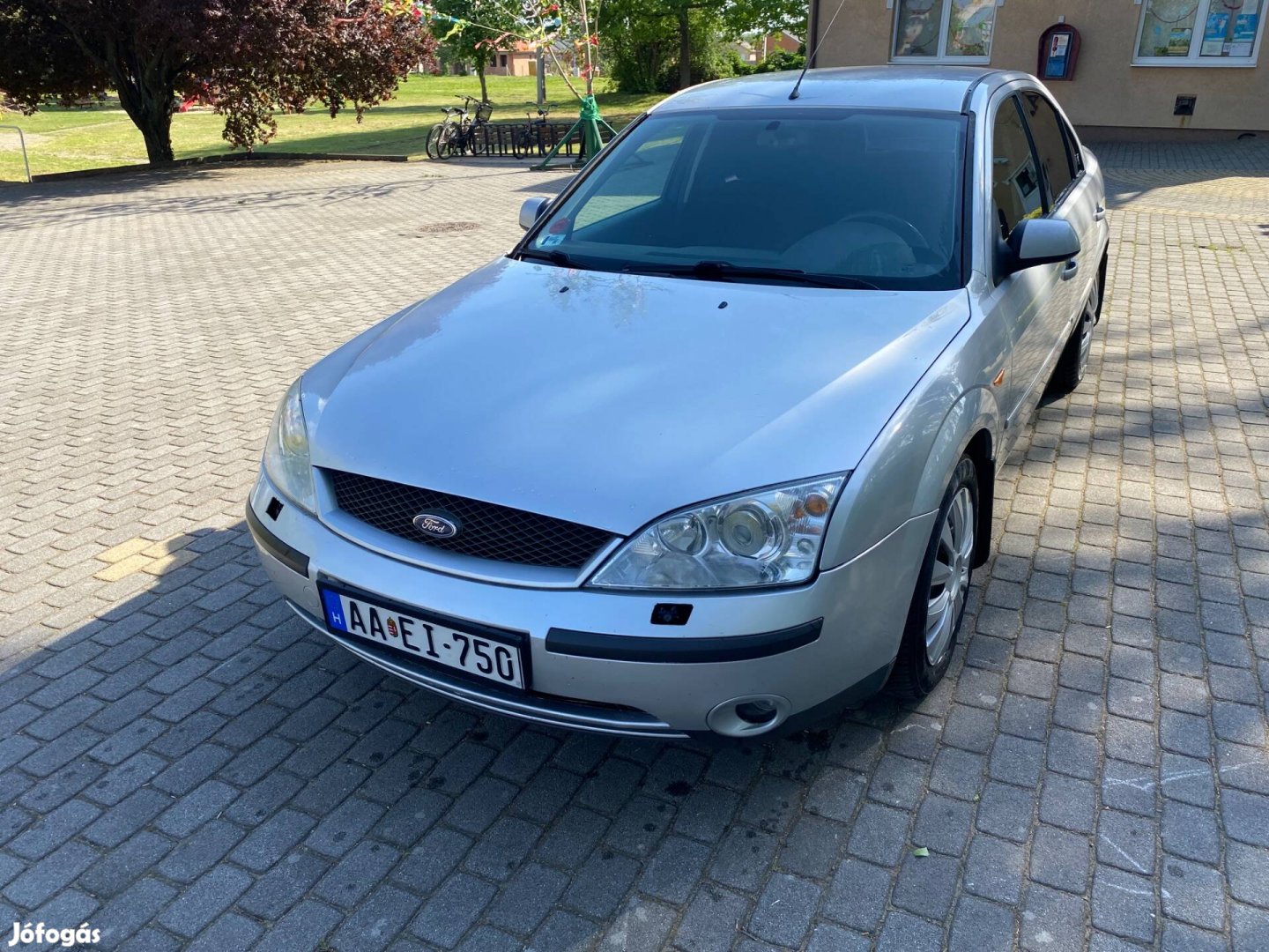 Ford Mondeo 2.0 Ghia Benzin/gáz