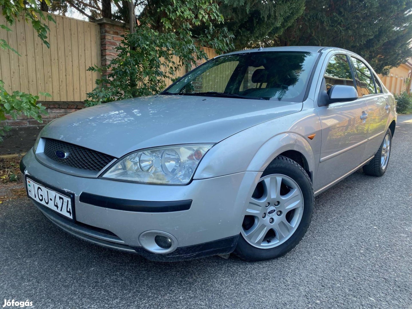 Ford Mondeo 2.0 Ghia magyarországi. leinformálható