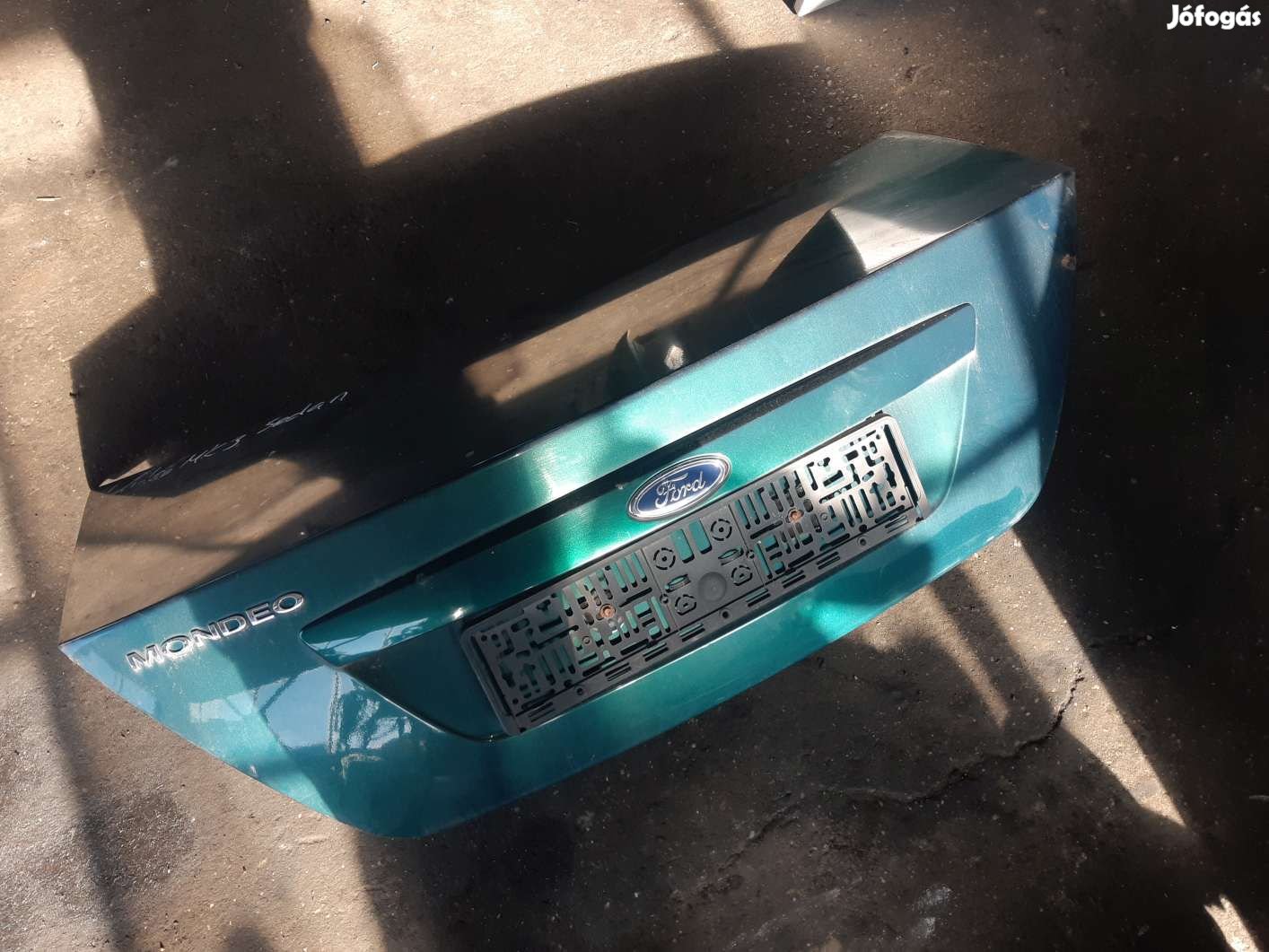 Ford Mondeo III Csomagtér Ajtó