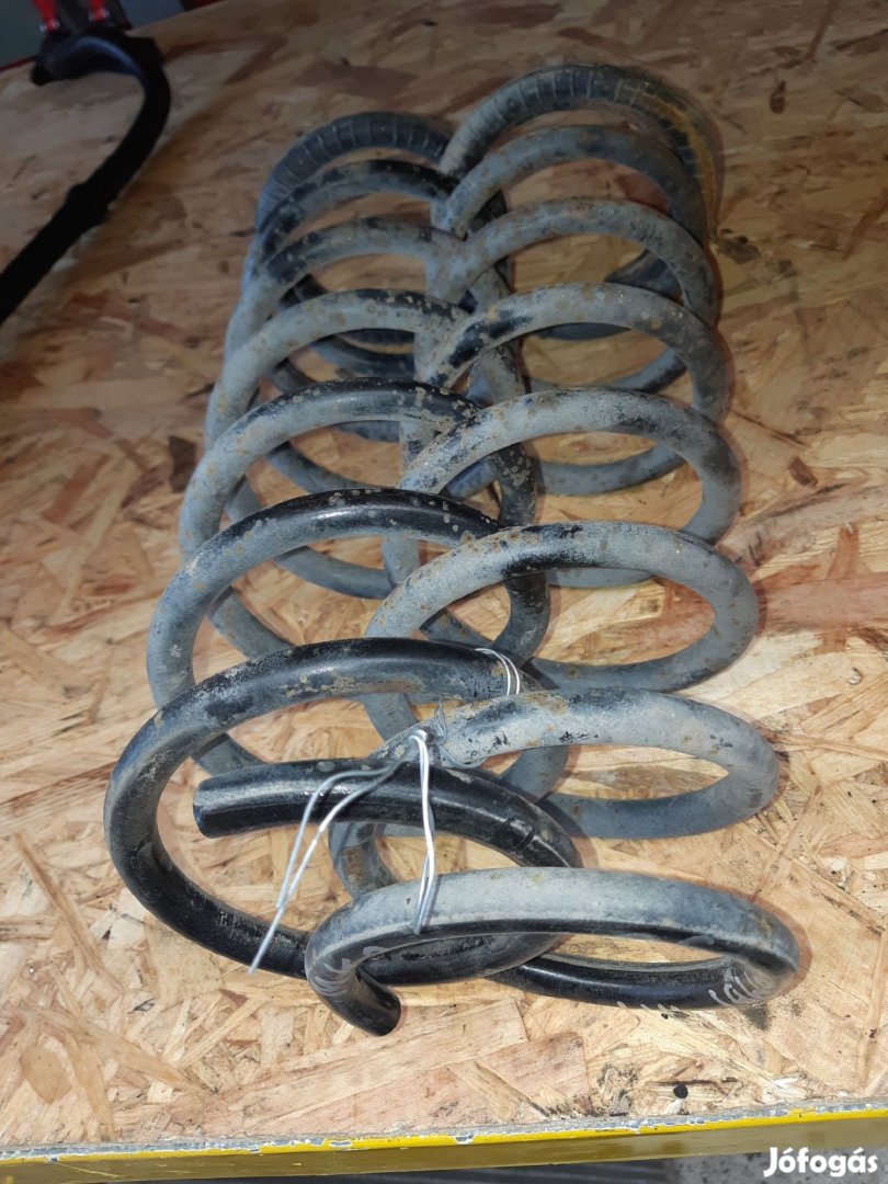 Ford Mondeo III Hátsó Rugó Pár