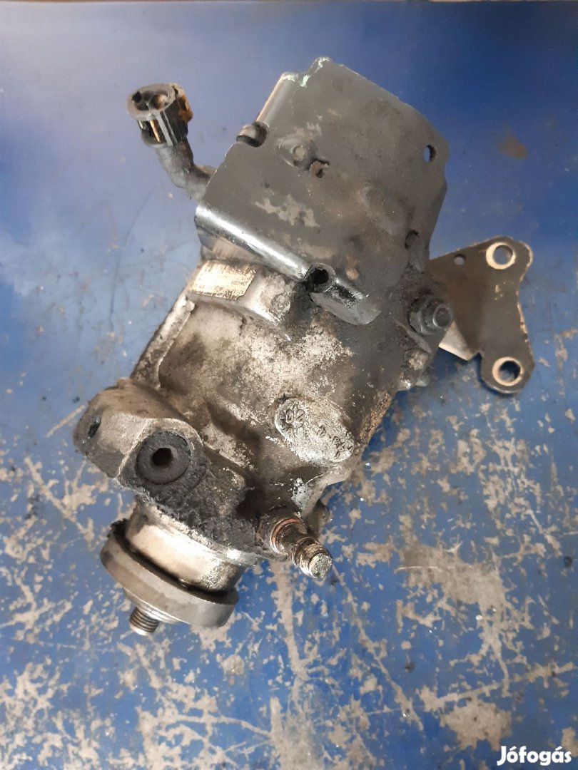 Ford Mondeo III Üzemanyag Pumpa