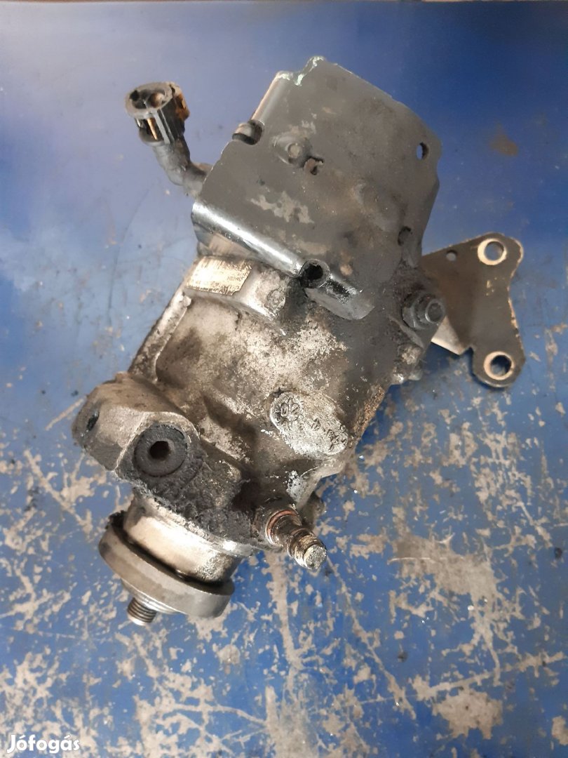 Ford Mondeo III Üzemanyag Pumpa