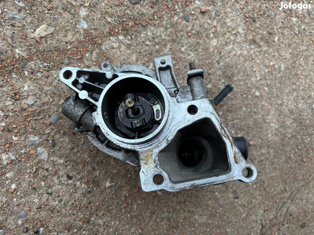 Ford Mondeo III vákuumpumpa XS7Q2A451B