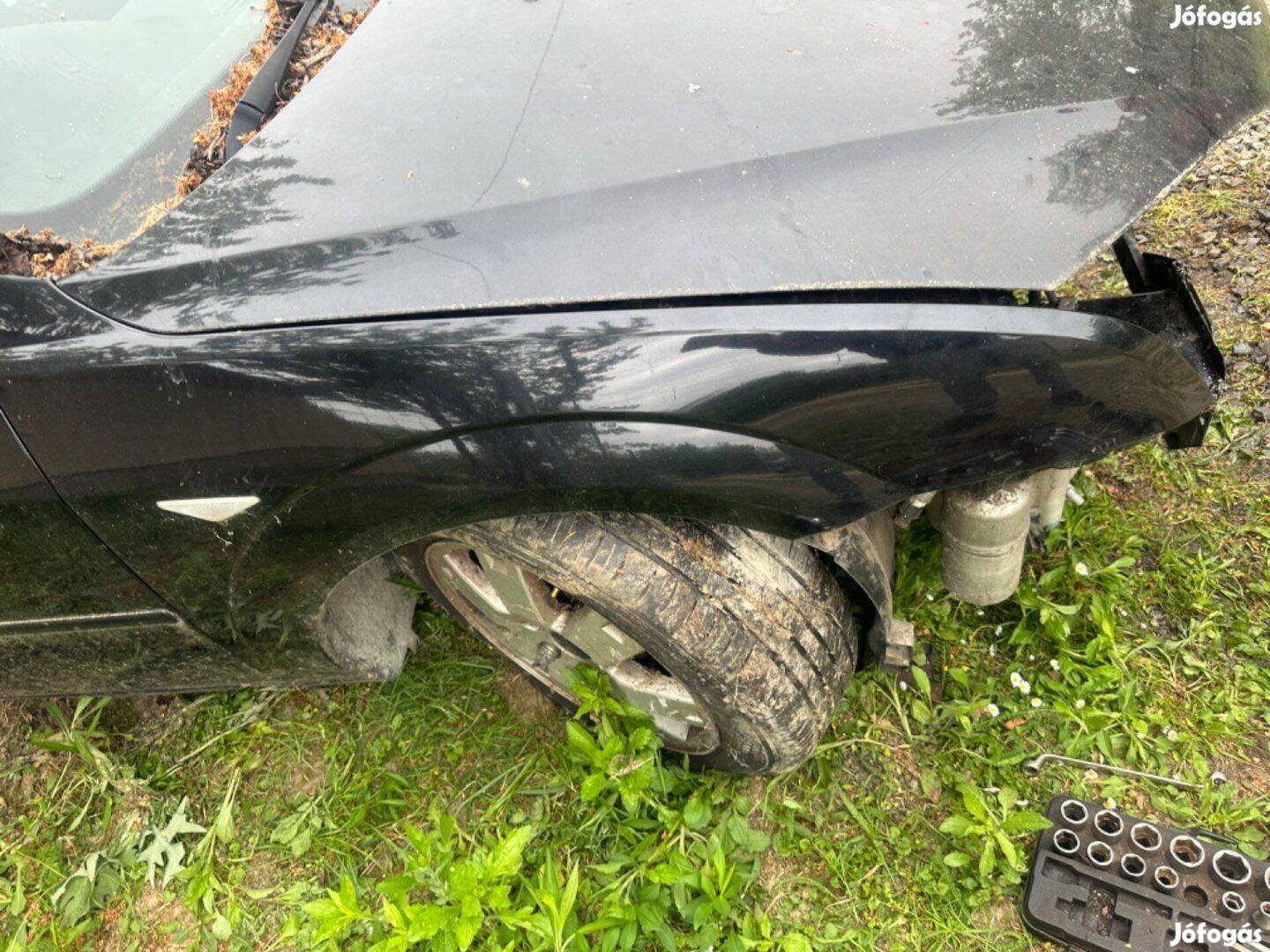 Ford Mondeo MK3 2005 jobbos balos sárvédő színkód GO ár /db