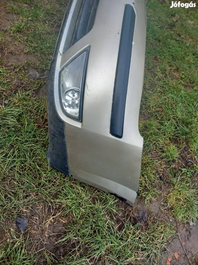 Ford Mondeo MK3 2.0 TDCi első lökhárító