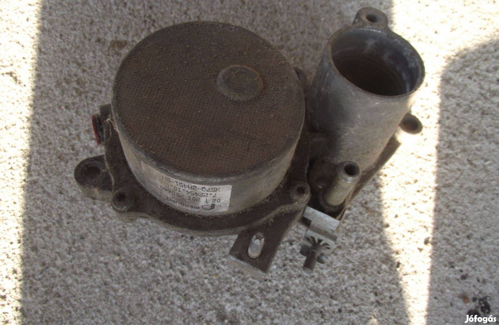 Ford Mondeo MK3 TDCI vákumpumpa 2001-2007 XS7QA2451BH