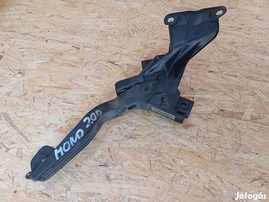 Ford Mondeo MK3 2002-2007 2.0Tdci Diesel Gázpedál