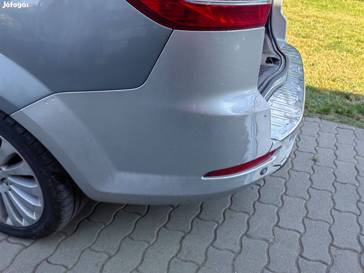 Ford Mondeo MK4 FL 2012-14 kombi hátsó lökhárító eladó