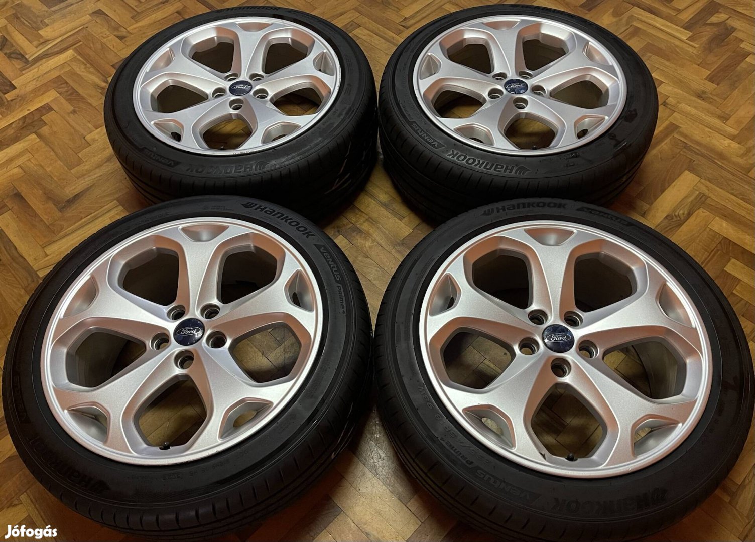 Ford Mondeo MK4 Gyári Alufelni 18" 5x108 Nyárigumikkal