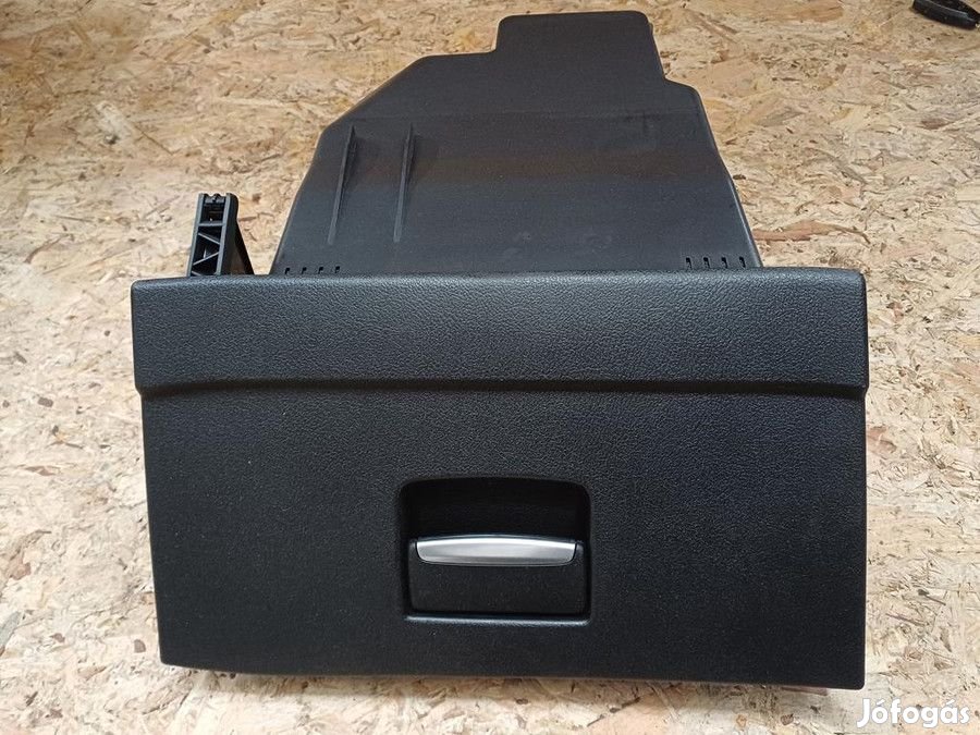 Ford Mondeo MK4 2006-2014 Kesztyűtartó