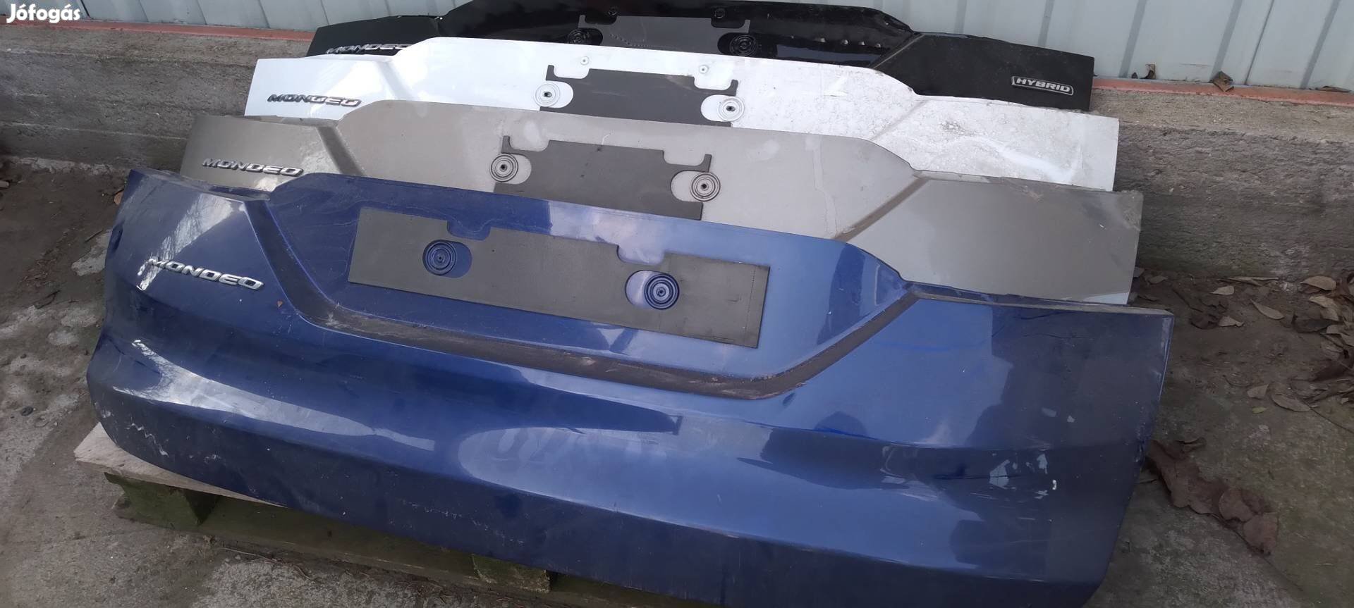 Ford Mondeo MK5 csomagtér ajtó borítás kombi