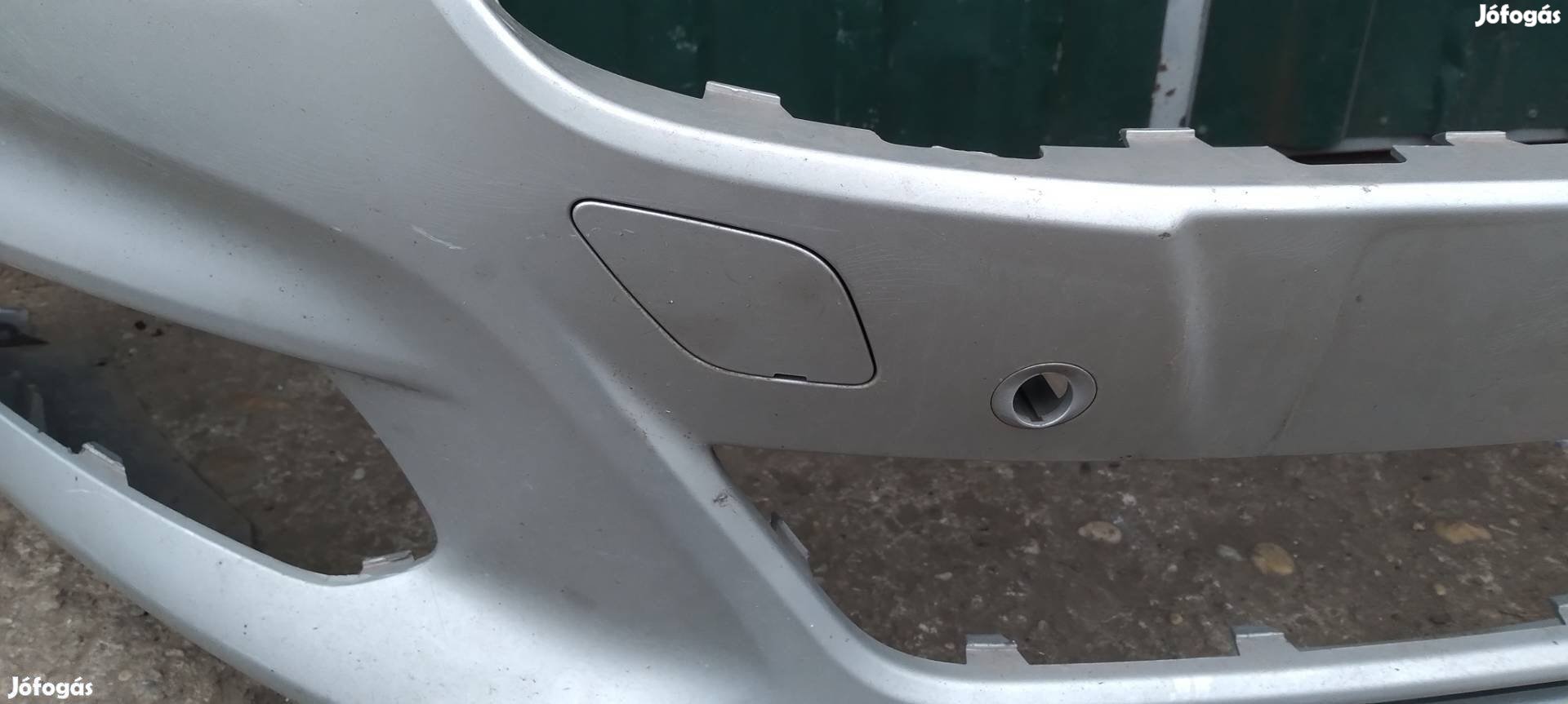 Ford Mondeo MK5 első vonószem takaró