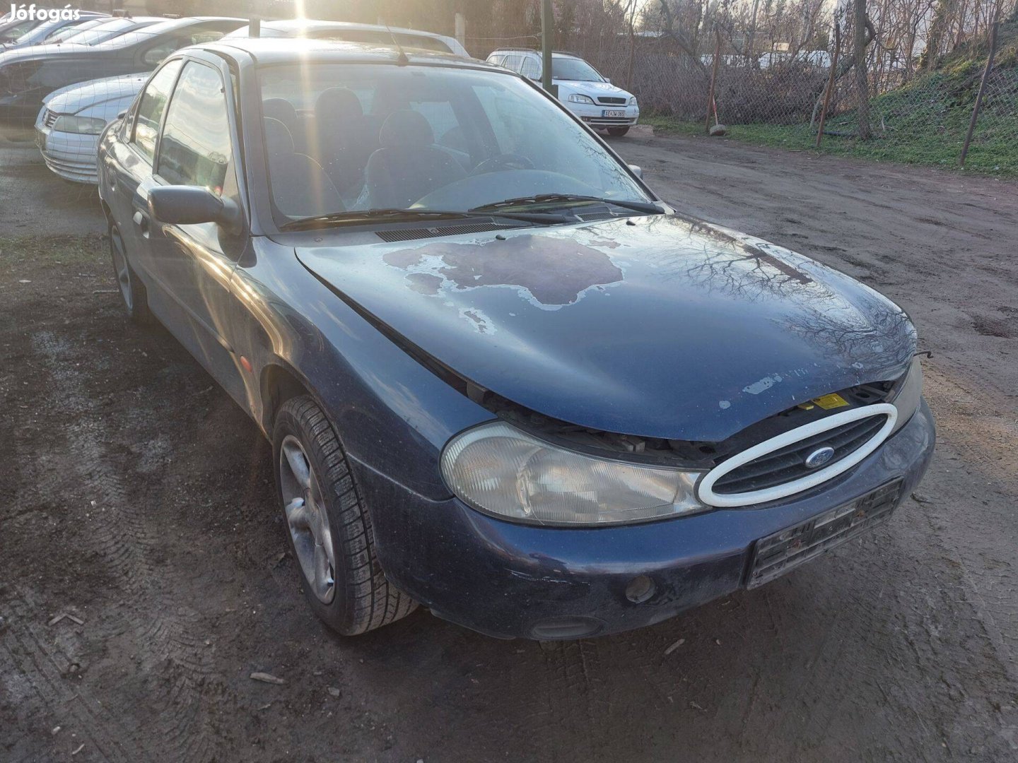 Ford Mondeo Mk2 2.0 alkatrészei