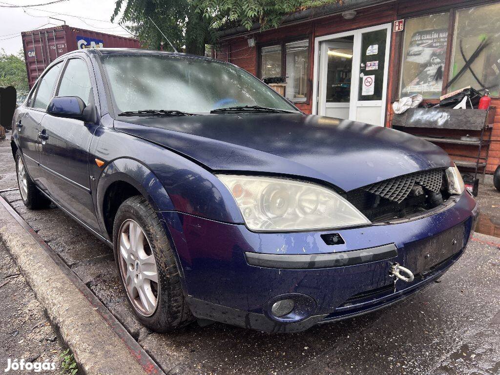 Ford Mondeo Mk3 (2001) 2.5i 125kw Alkatrészek #M3097