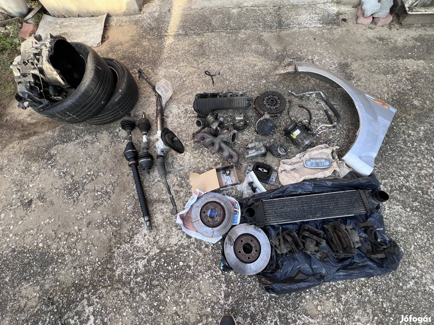 Ford Mondeo Mk4 2.5t bontott alkatrészek