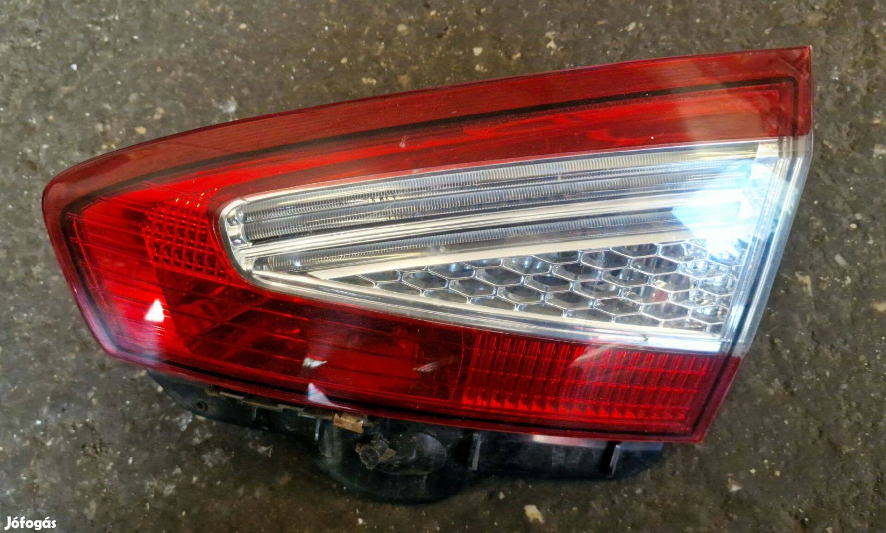 Ford Mondeo Mk4 Kombi Jobb hátsó belső lámpa!(Led)