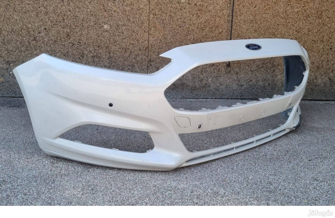 Ford Mondeo Mk5 2014- Első lökhárító ( 4 radaros )