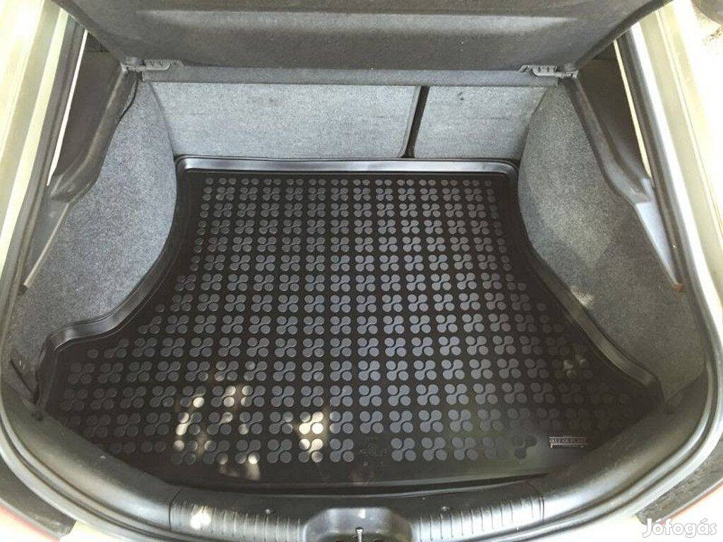 Ford Mondeo Mkiii 4-5 ajtós ferdehátú - méretpontos csomagtértálca