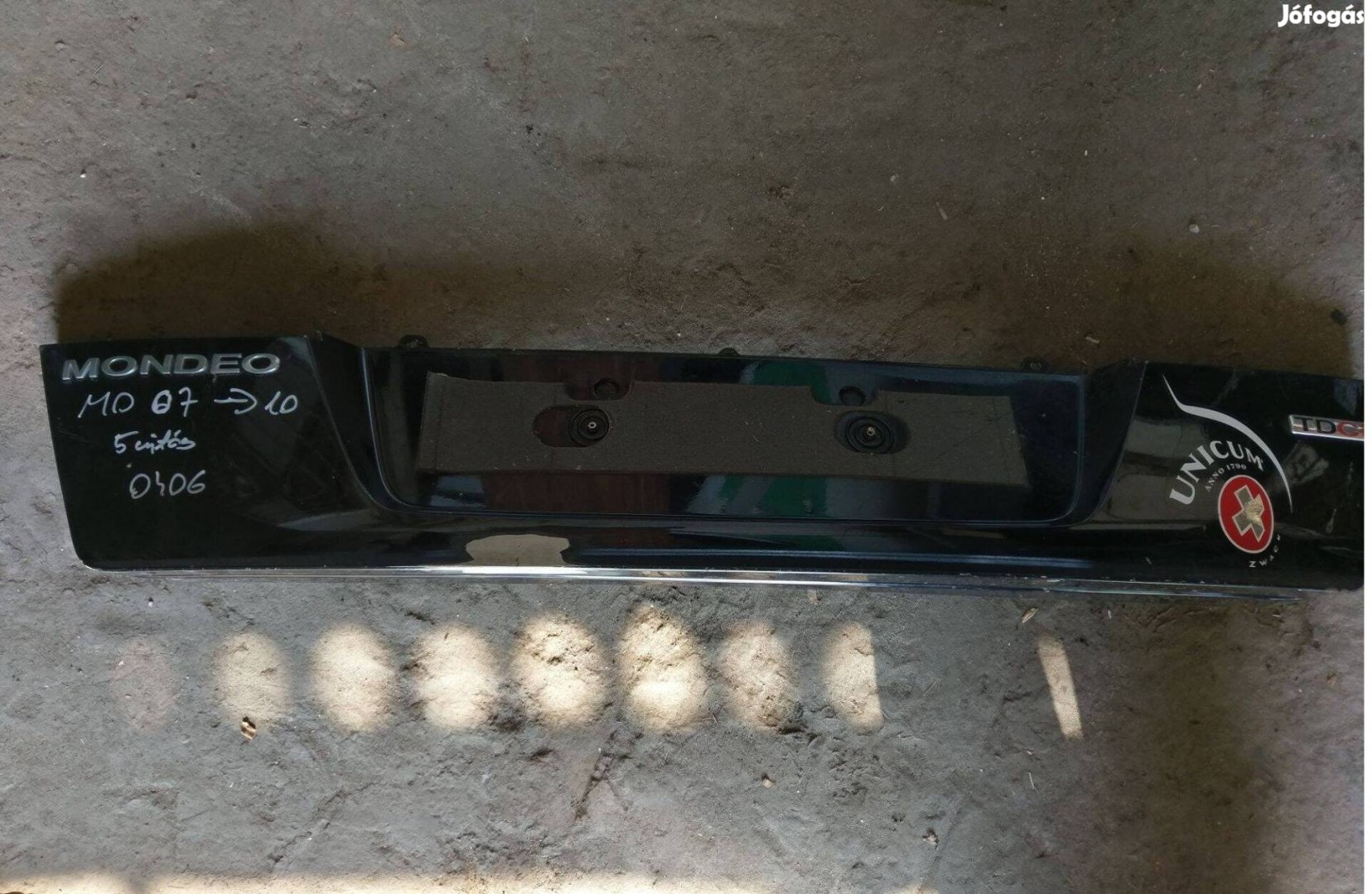 Ford Mondeo (5 ajtós) csomagtér burkolat betét borítás (2007 - 2010)