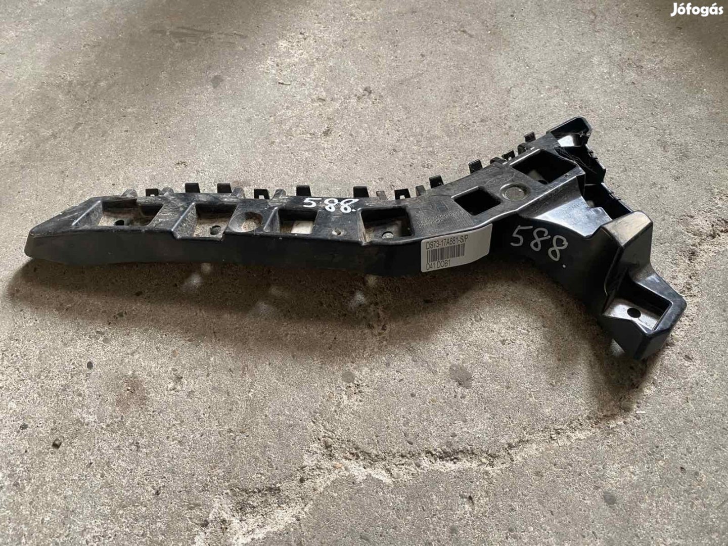 Ford Mondeo jobb hátsó lökhárító tartó eladó