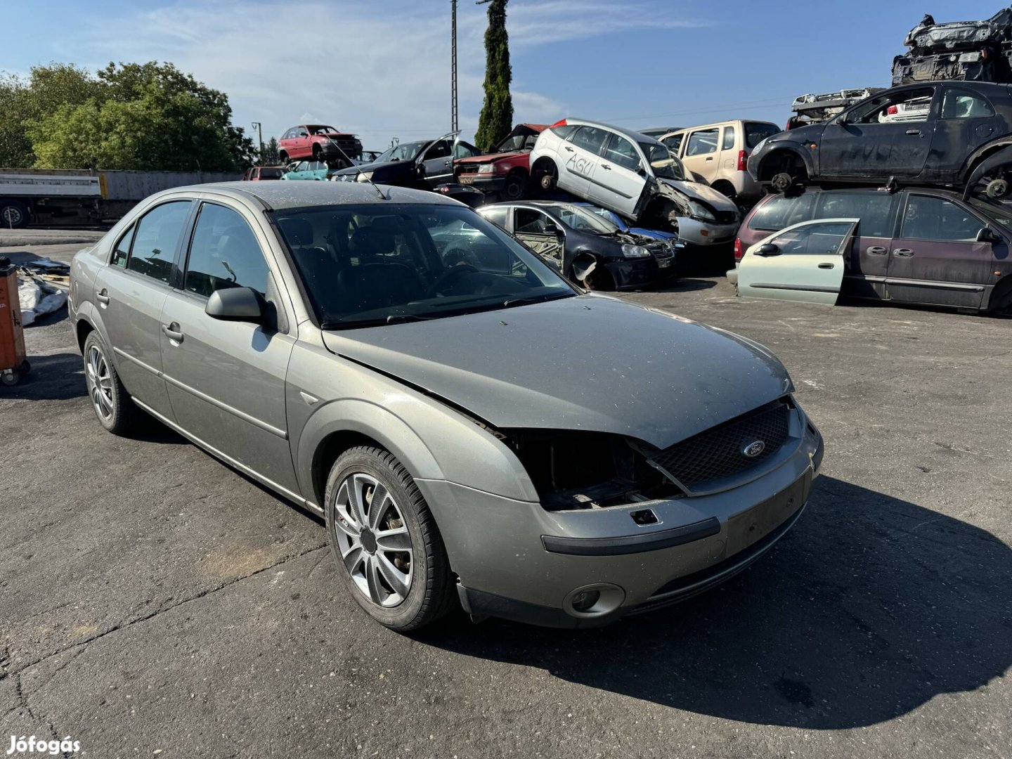 Ford Mondeo mk3 2.5 benzin bontott alkatrész