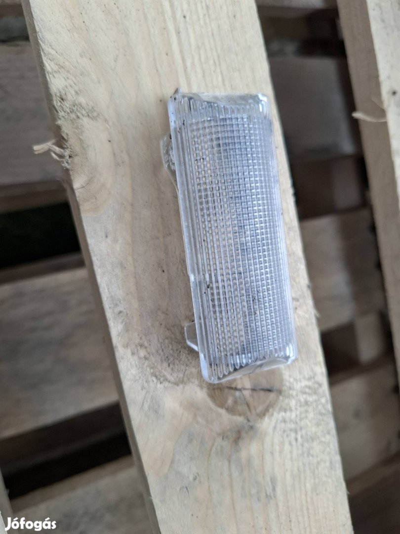 Ford Mondeo mk3 csomagtartó belső világítás
