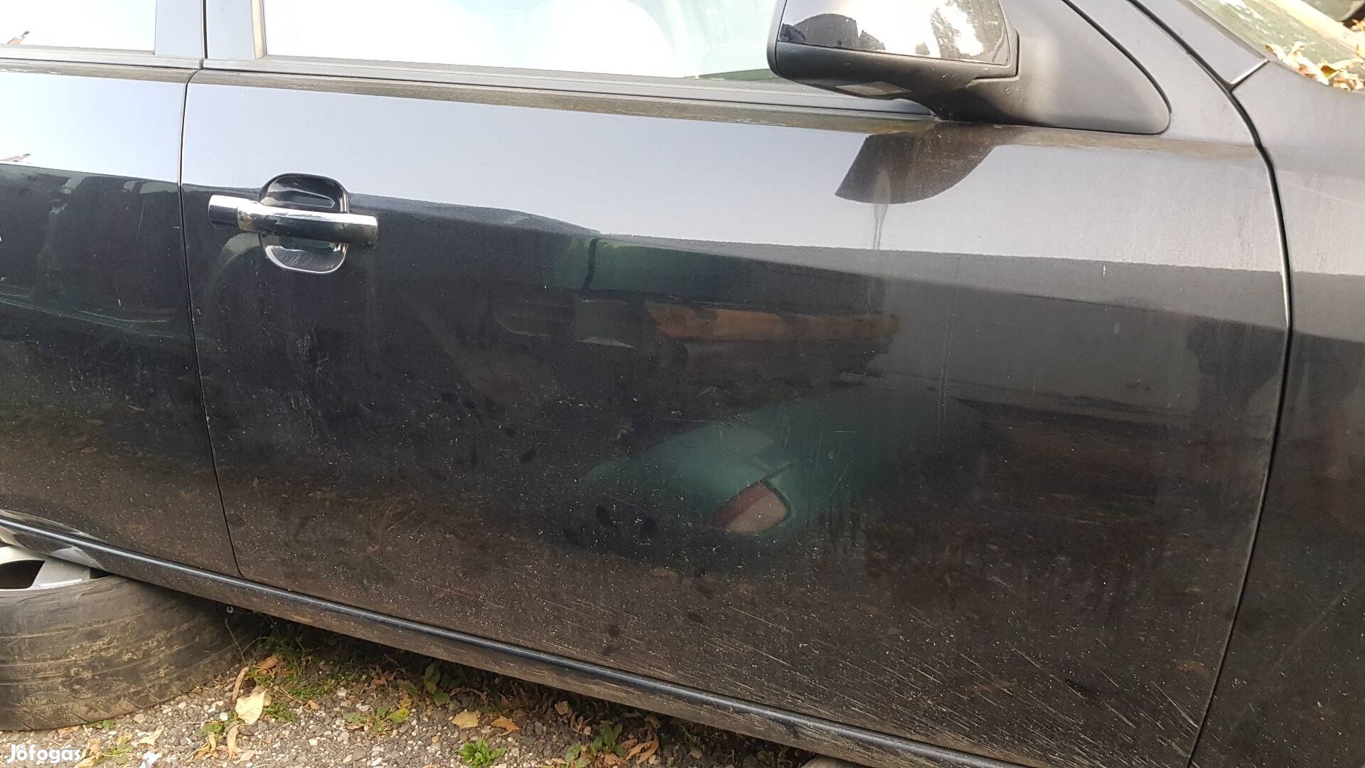 Ford Mondeo mk3 jobb első ajtó 