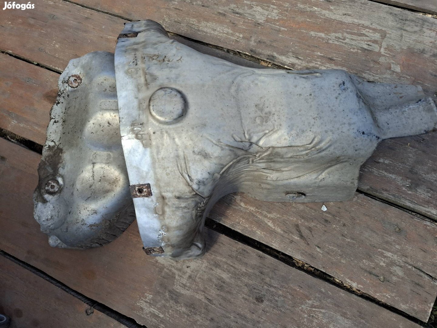 Ford Mondeo mk3 kipufogó leömlő hővédő lemez