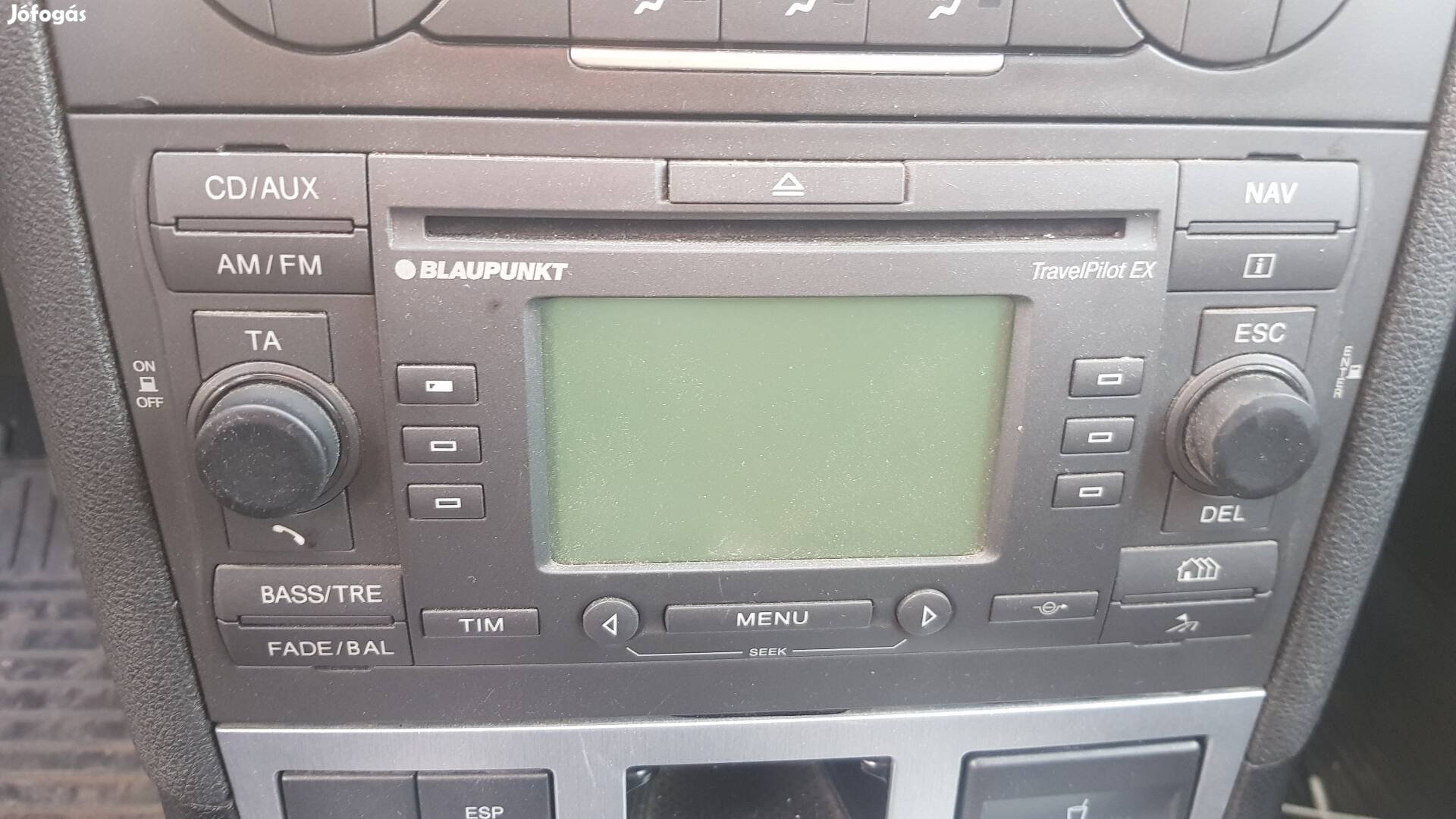 Ford Mondeo mk3 kis navis gyári rádio 