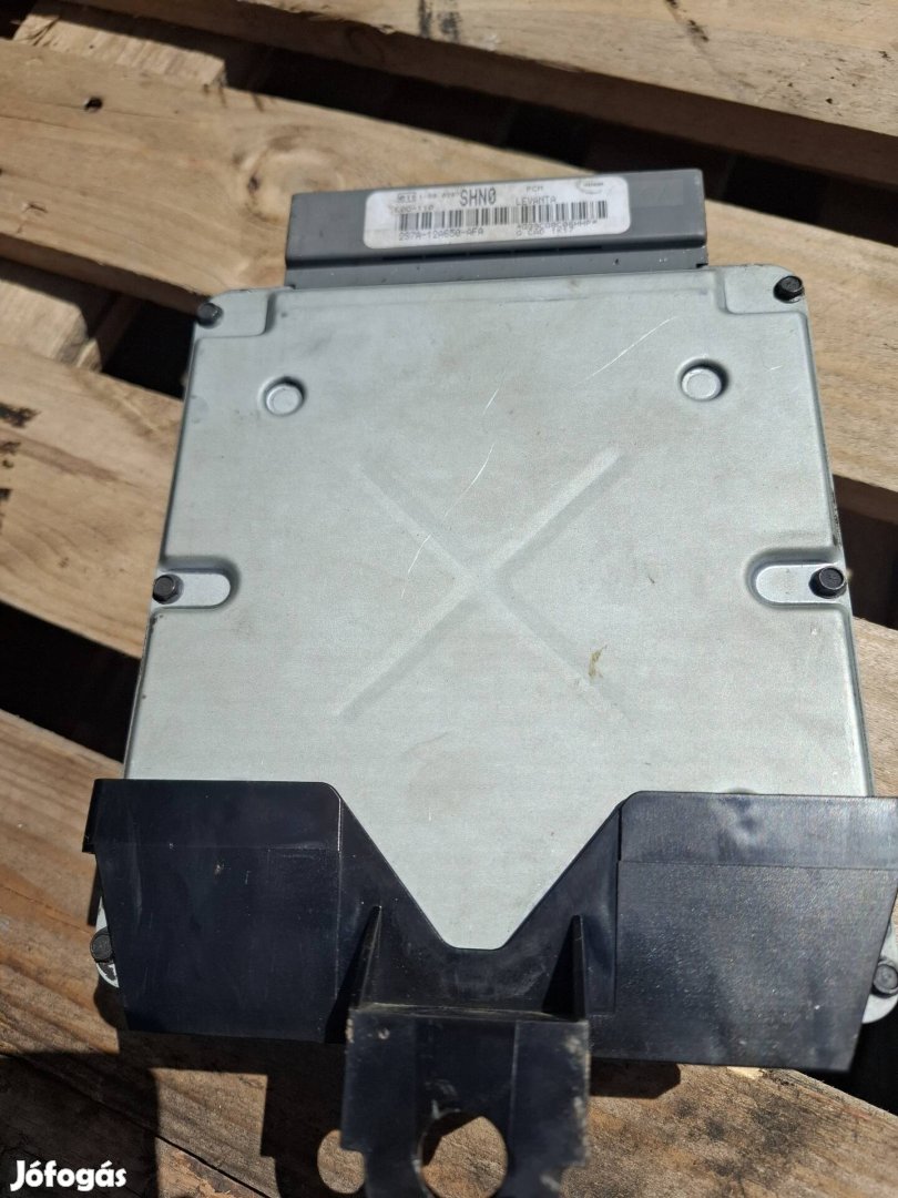 Ford Mondeo mk3 motorvezérlő és immo szett, ECU