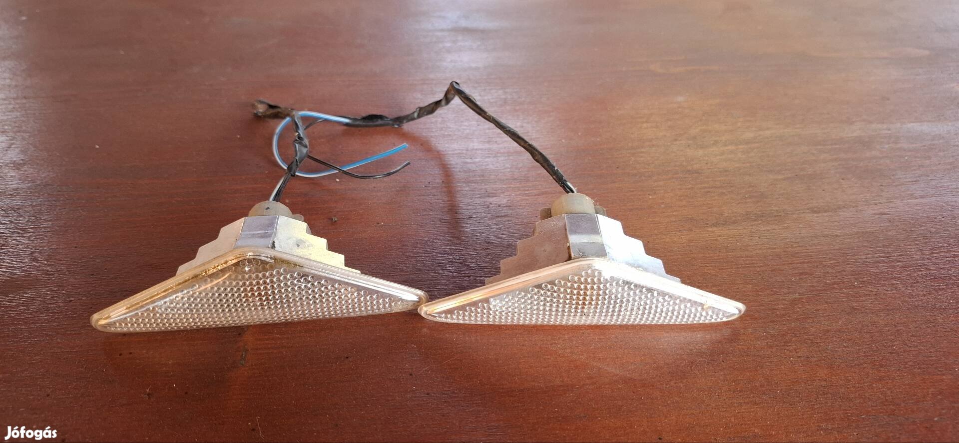 Ford Mondeo mk3 oldalsó irányjelző, 1 pár