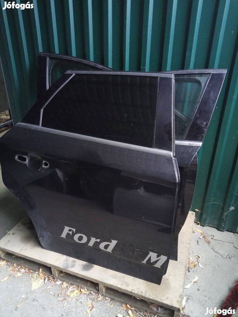 Ford Mondeo mk4 jobb hátsó kombi ajtó