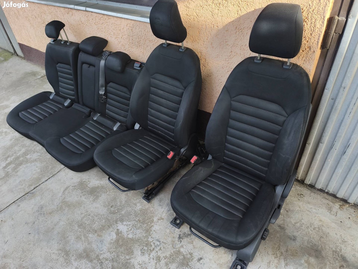 Ford Mondeo mk5 első, hátsó ülés eladó 