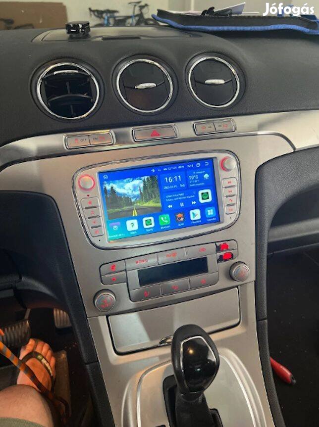 Ford Multimédia Carplay Android Autó Fejegység Rádió Tolatókamerával