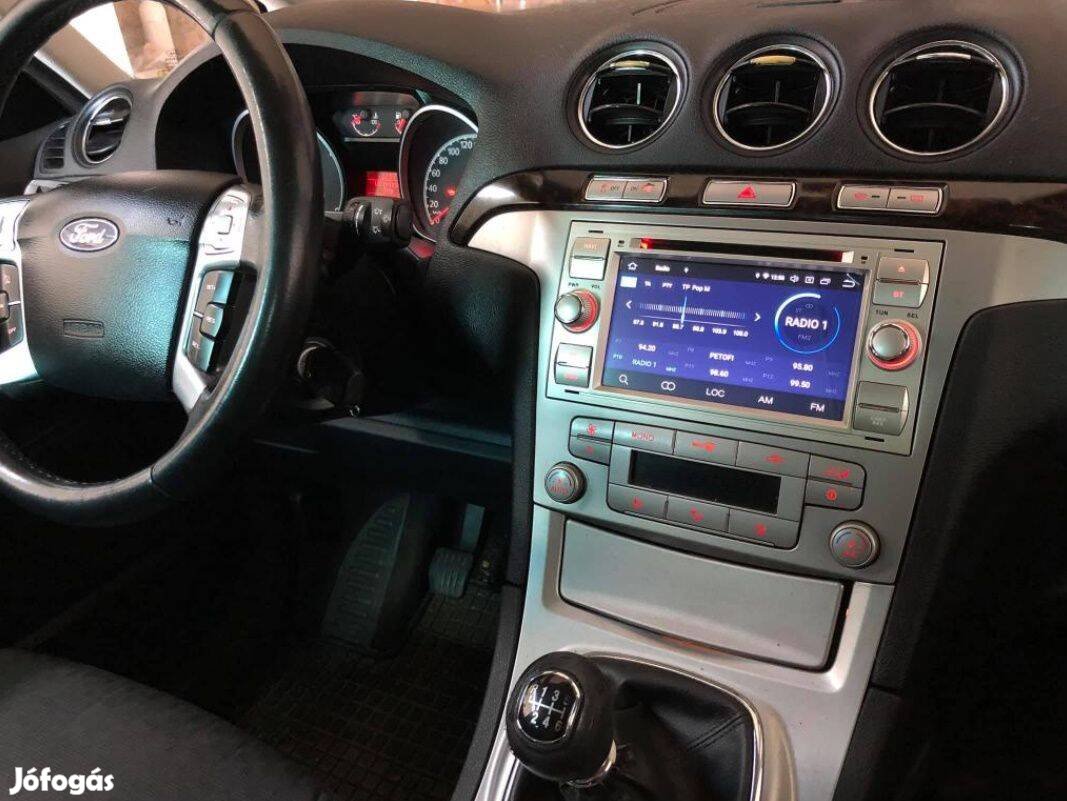 Ford Multimédia Carplay Android Autó GPS Rádió Tolatókamerával