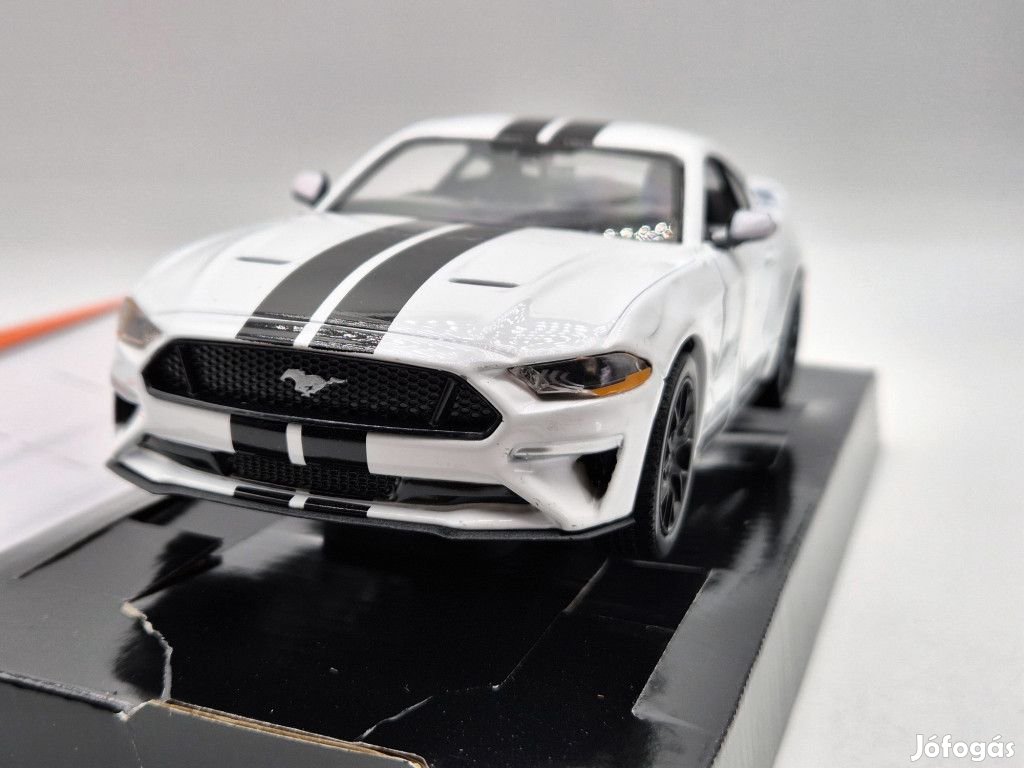 Ford Mustang GT (2018) -  Motormax - 1:24